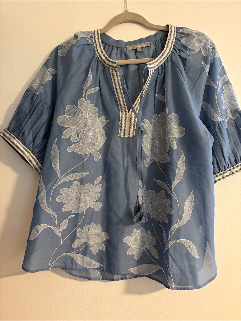 Daniel Rainn Sky Blue Embroidered Floral Peasant Blouse - Never Worn